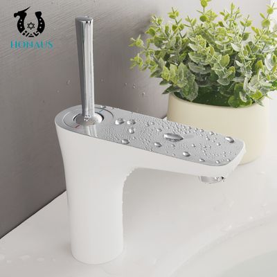 Classic Wash Basin Faucet Full Copper Mixer Chromed Surface Ceramic Valve